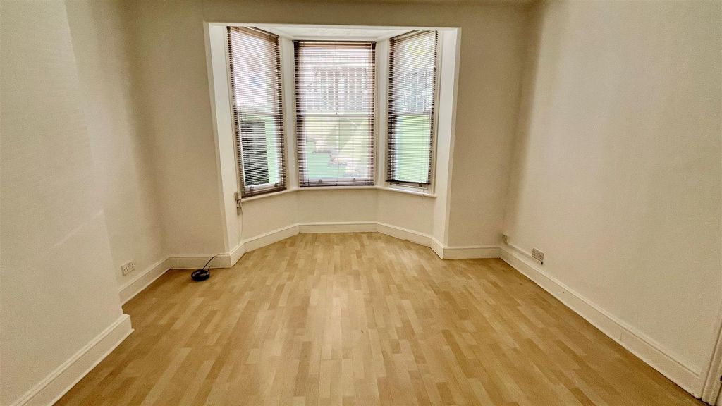 Property photo 3 of 12 107.Jpg