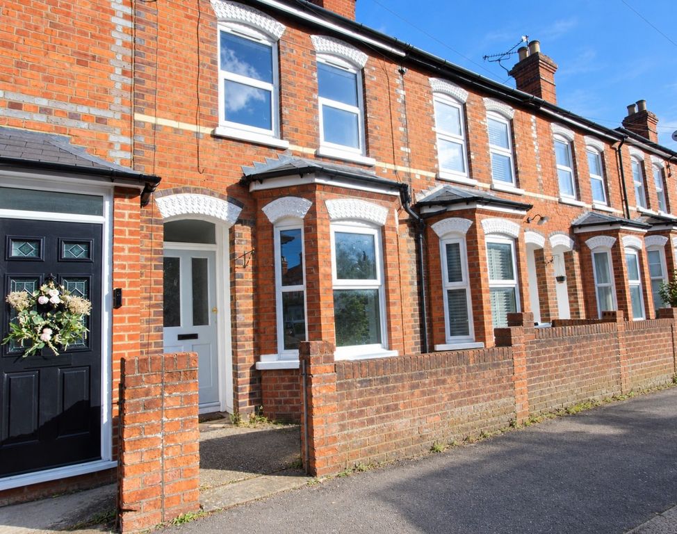 Property photo 1 of 9