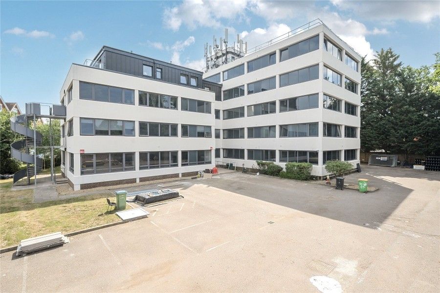 Property photo 1 of 6