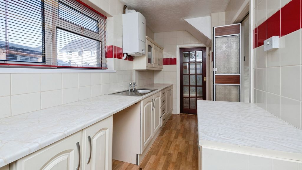 Property photo 2 of 18 Pbox-Img.Jpg