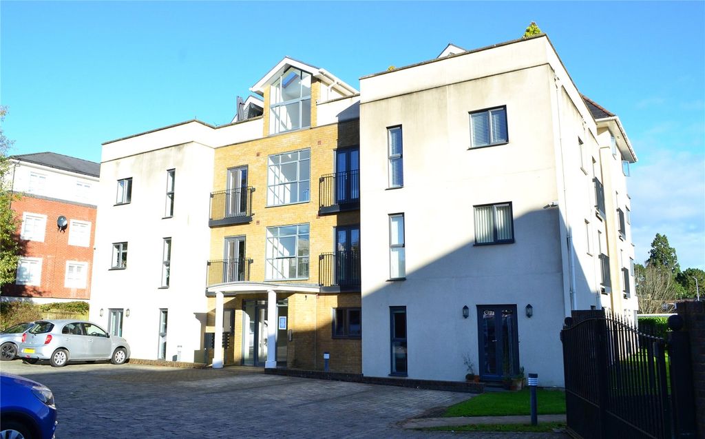 Property photo 1 of 12 Front