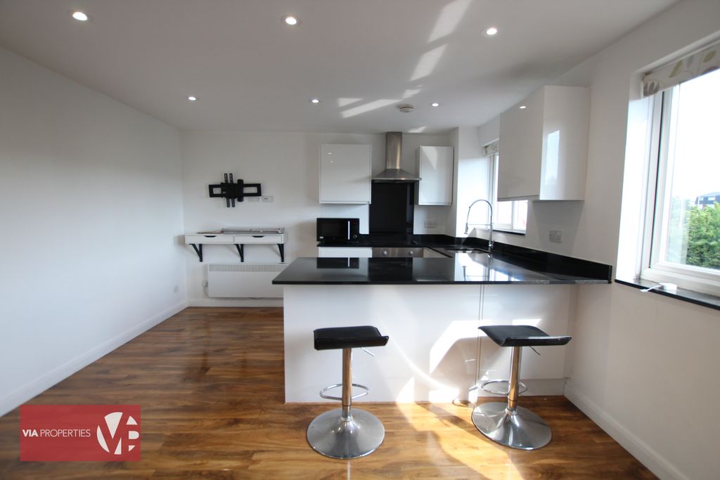 Property photo 3 of 7 Photo 3