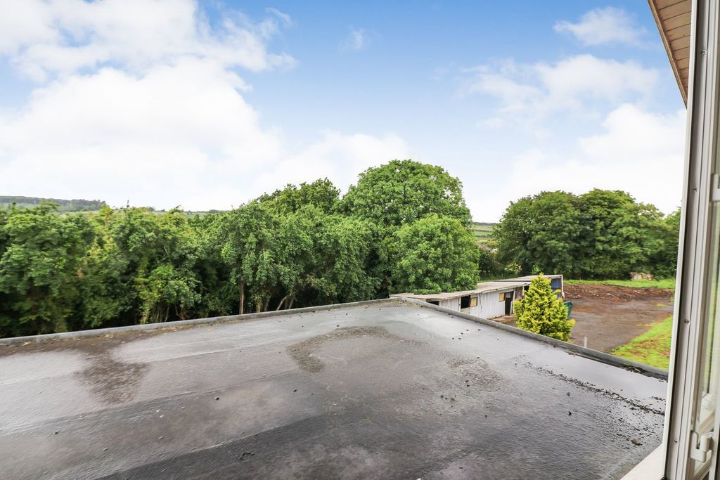 Additional image 26 of 6 bed detached house for saleSt. Barnabas Road, Barnetby DN38