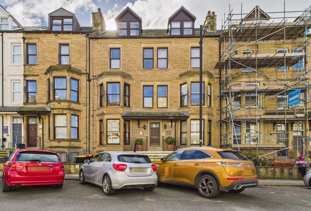 Property photo 1 of 11 Welcome To West End Road