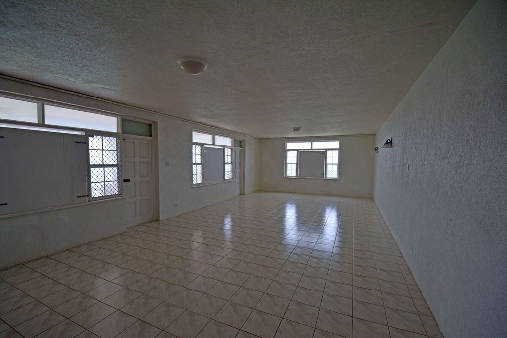 Property photo 3 of 5 <Alttext/>