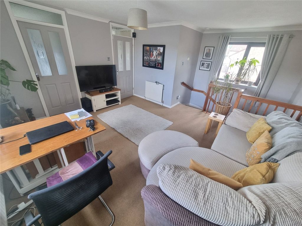 Property photo 3 of 11 Picture No. 09