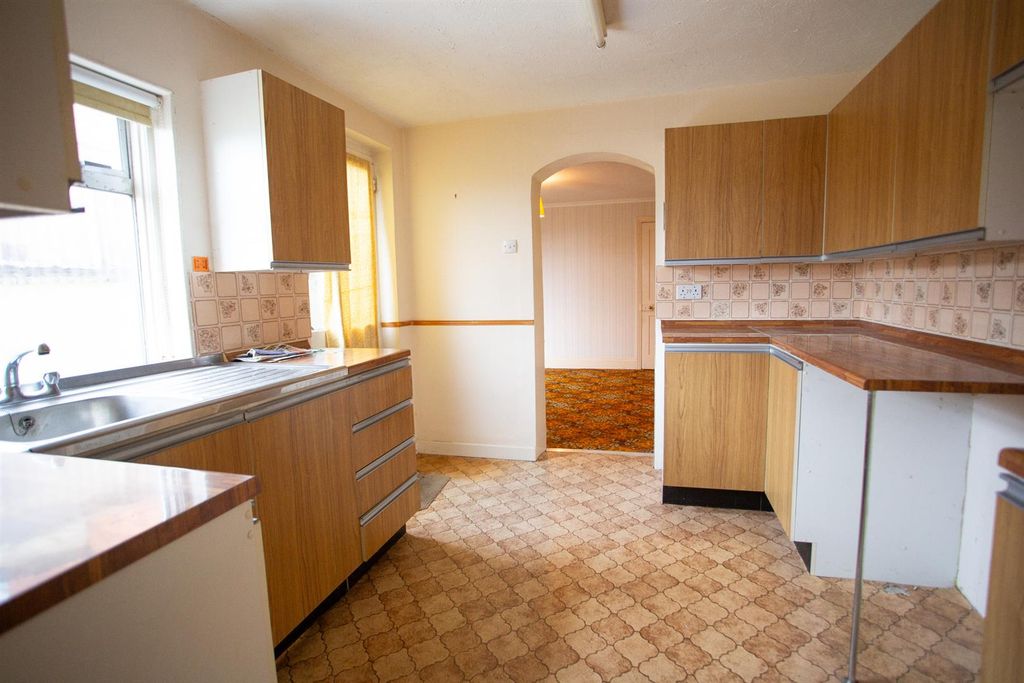 Property photo 3 of 20 Derb7873.Jpg