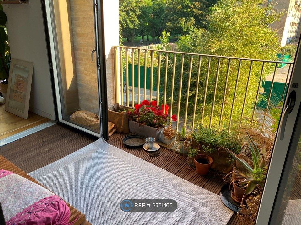 Property photo 3 of 8 Balcony