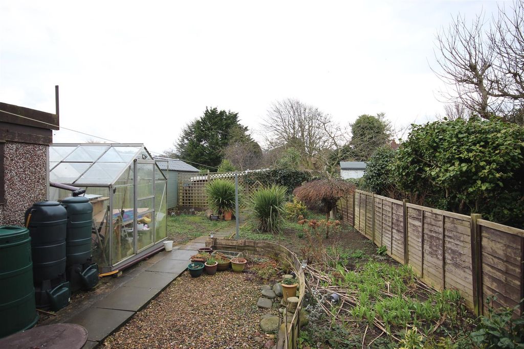 Property photo 2 of 15 Outside