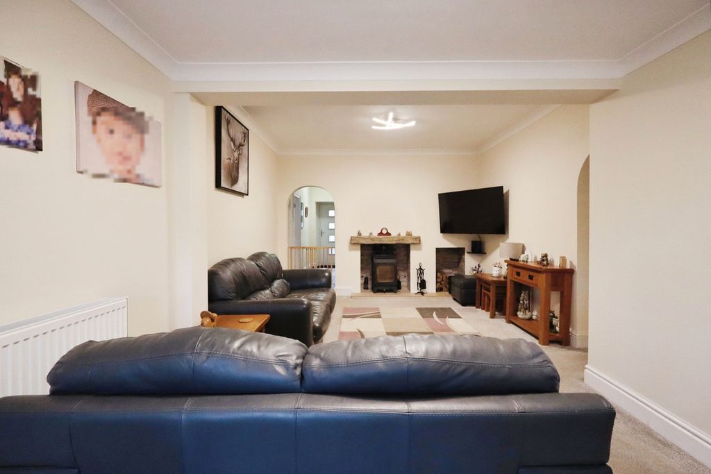 Additional image 6 of 3 bed detached bungalow for saleTutbury Road, Burton-On-Trent DE13