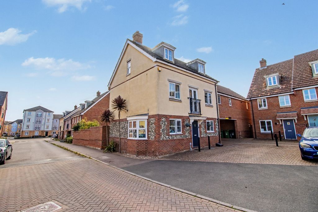 Property photo 1 of 22 5694820