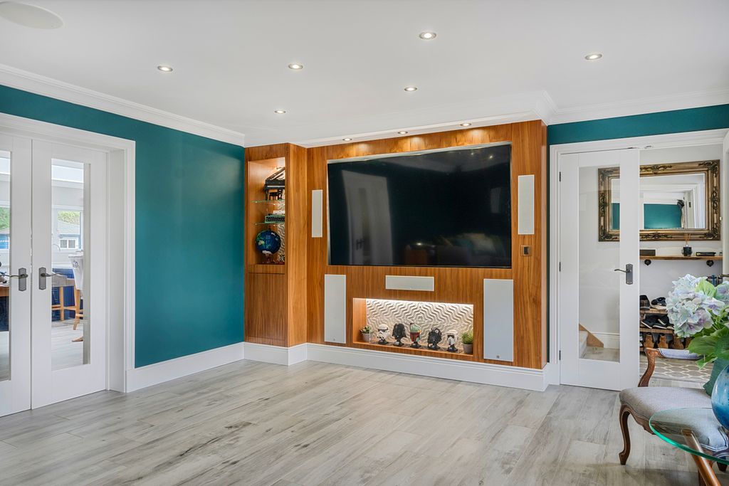 Property photo 3 of 47 Picture No. 82