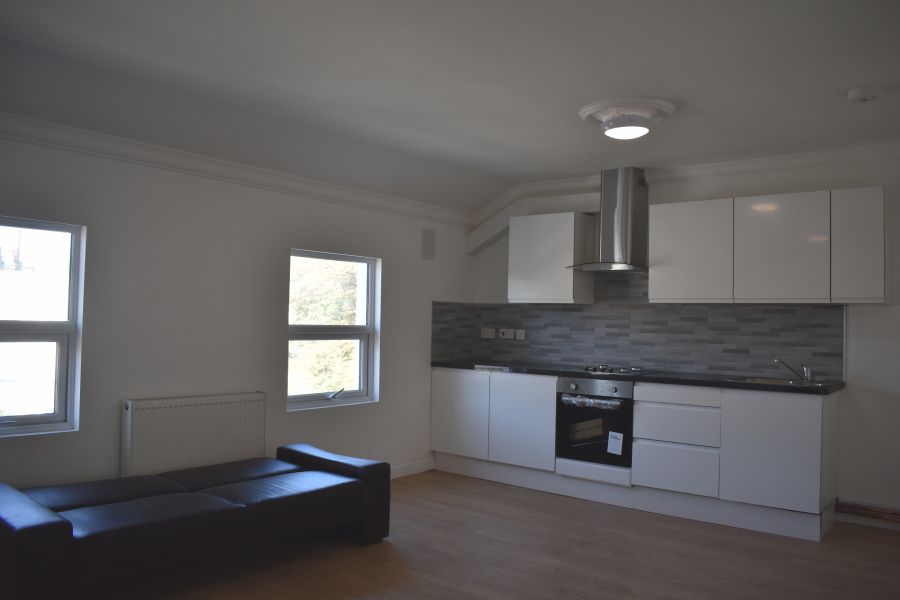 Property photo 2 of 14 Gallery