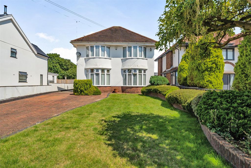 Property photo 1 of 25 Front
