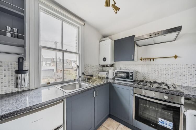 Property photo 2 of 3