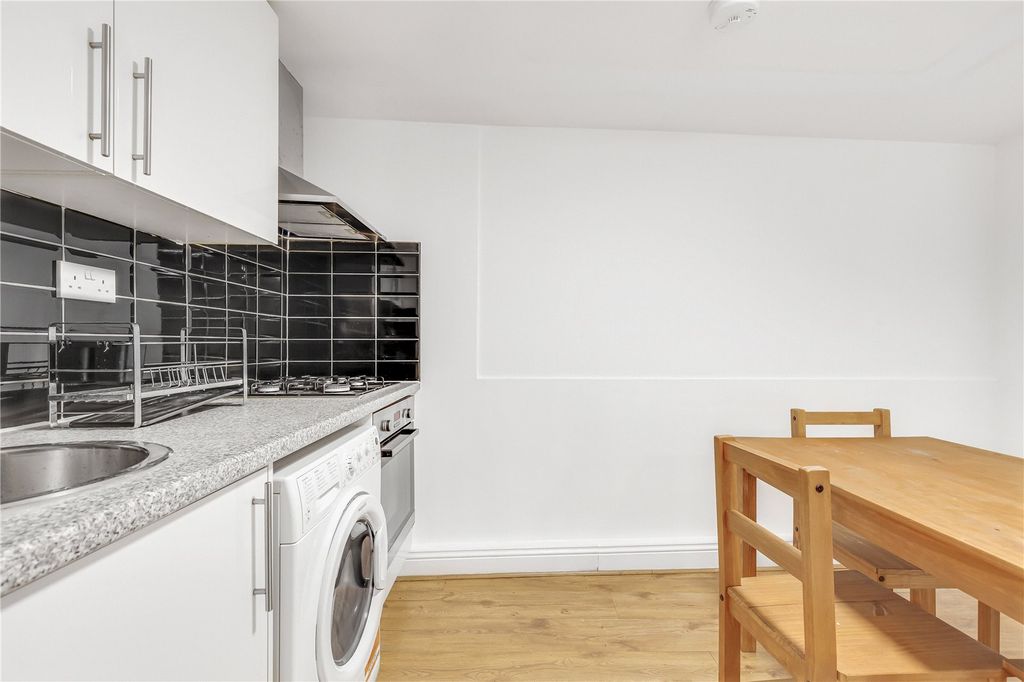 Property photo 2 of 8 Picture No. 08