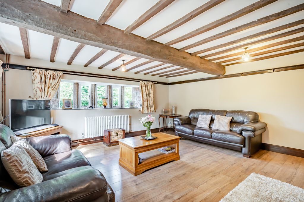 Property photo 2 of 18