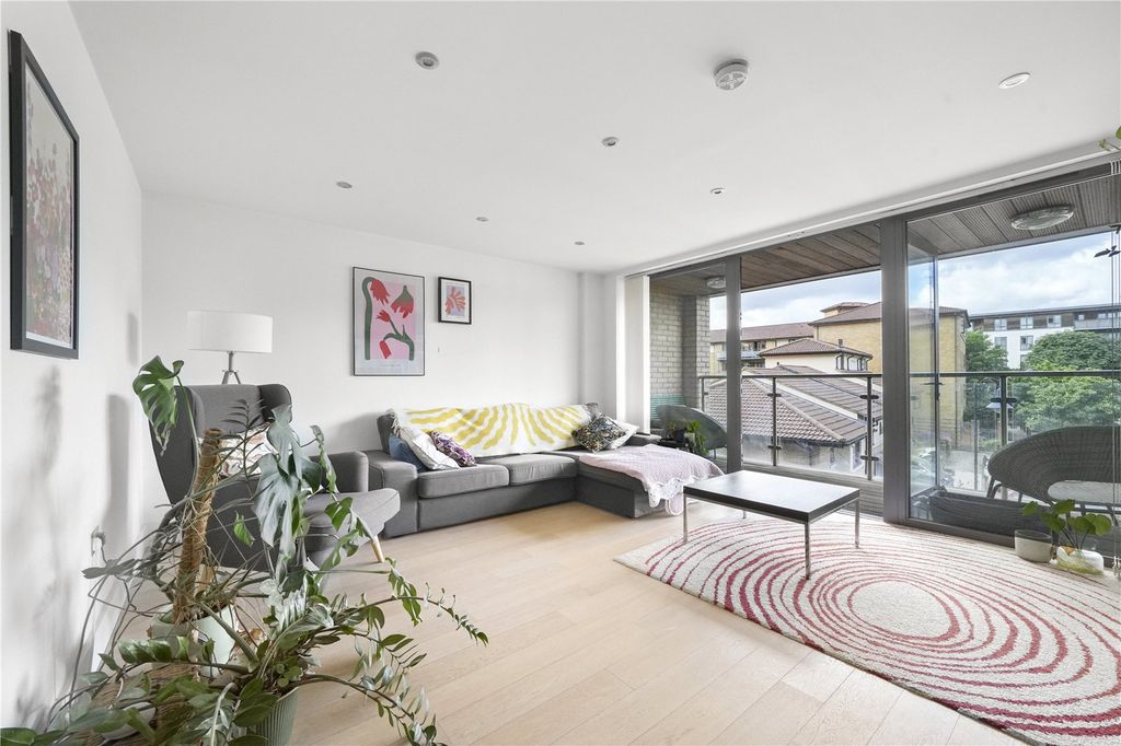 Property photo 1 of 15 Open Plan Living