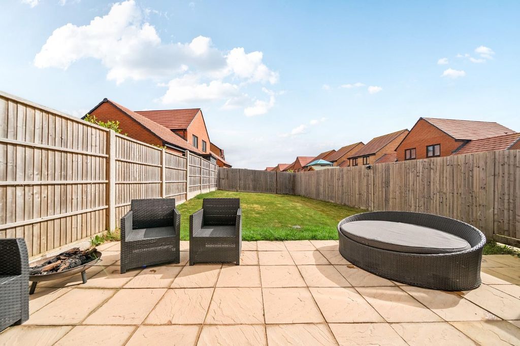 Property photo 3 of 16 1289011-6-6836Cdf7Dbf14.Jpg