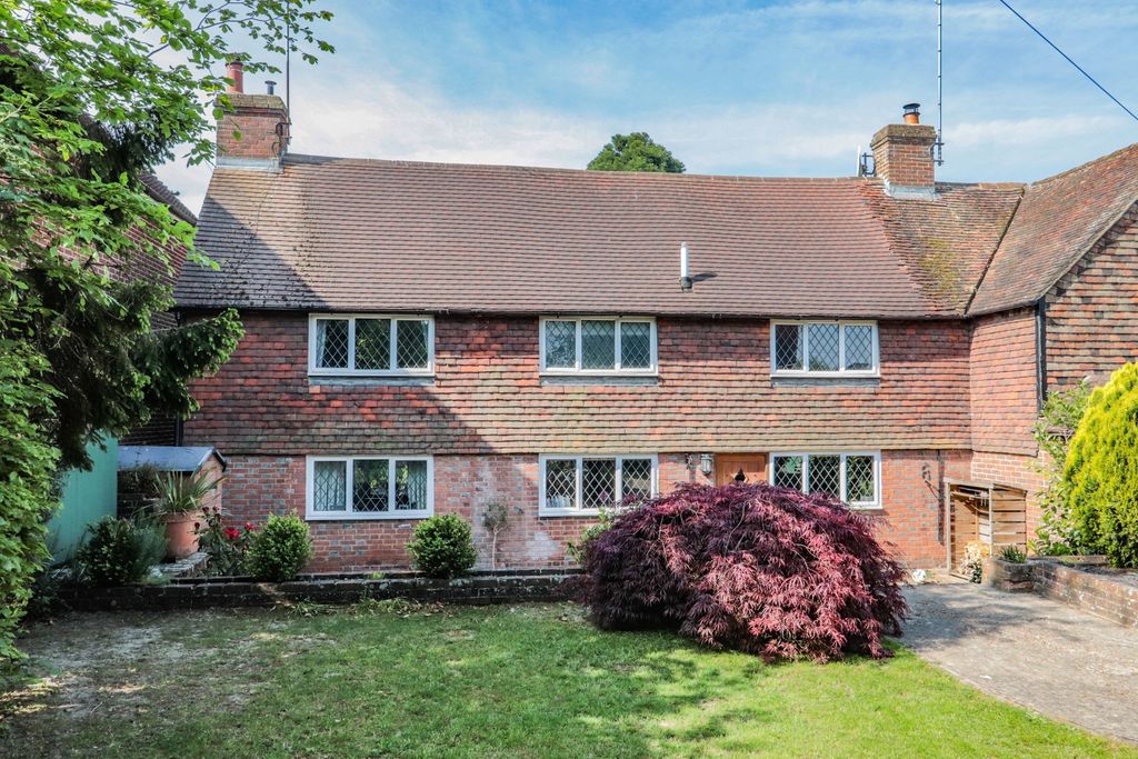 Property photo 1 of 24