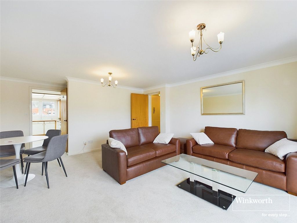 Property photo 2 of 14 Picture No. 36