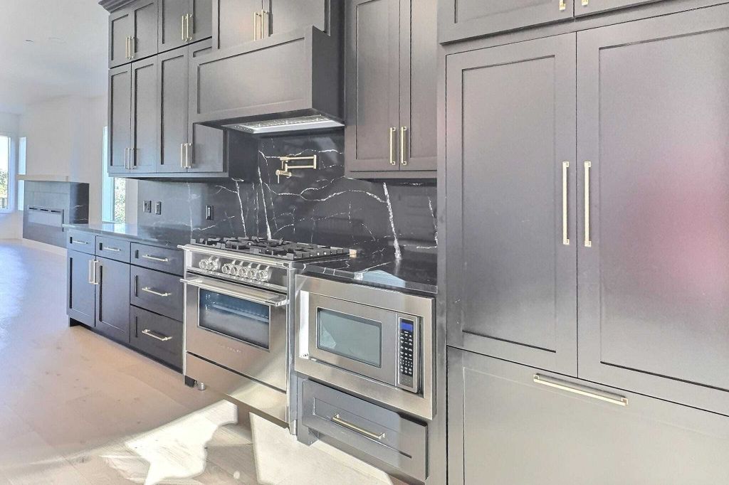 Property photo 3 of 24 <Alttext/>