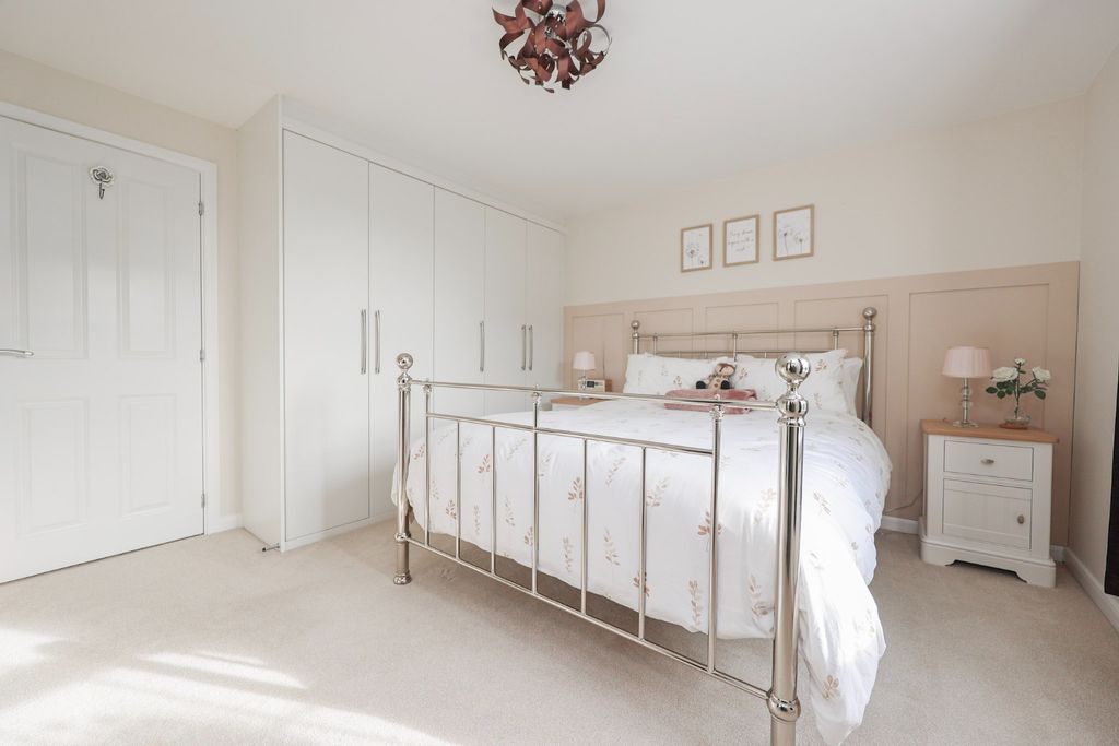 Property photo 3 of 26 4894234