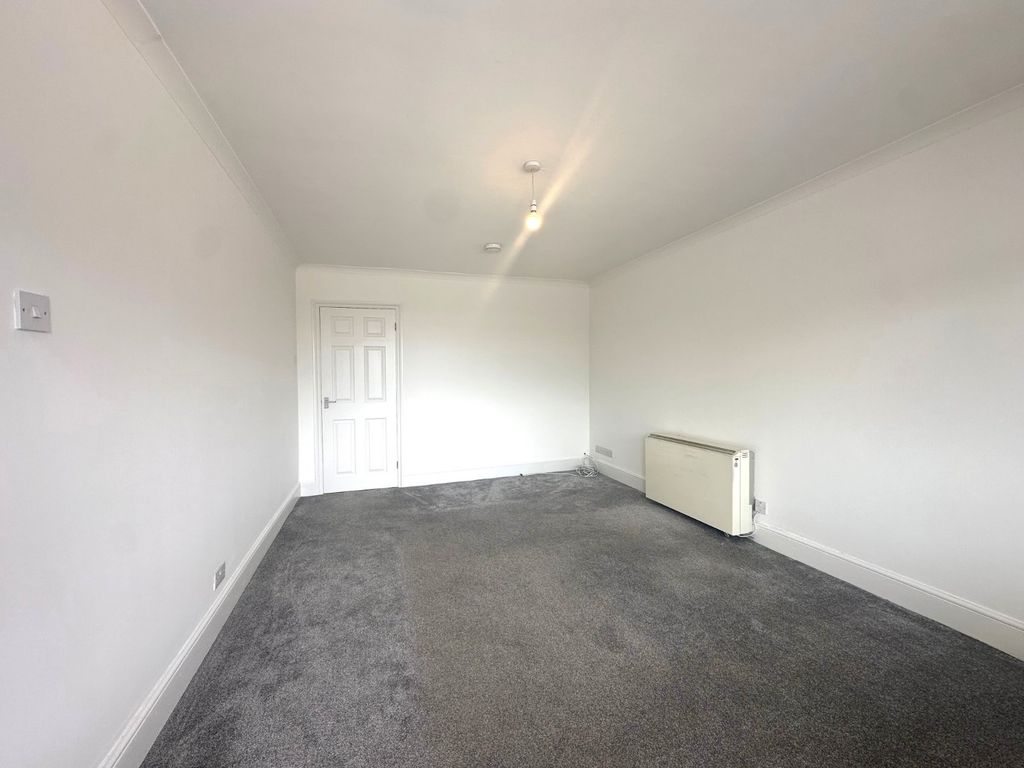 Property photo 2 of 6 Picture No. 02