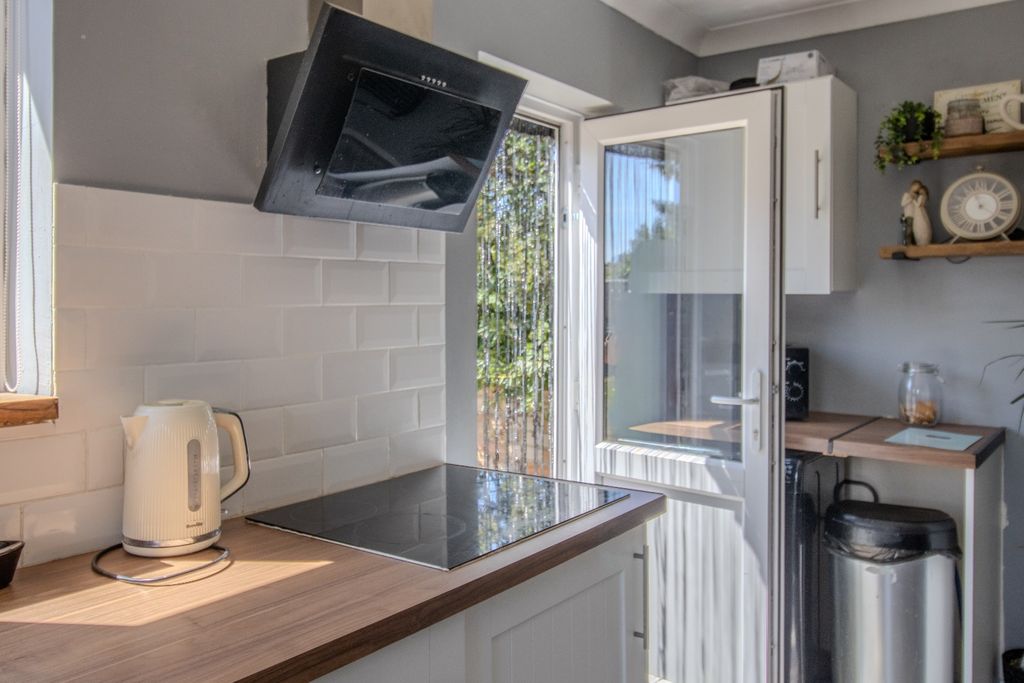 Property photo 3 of 17 5260826