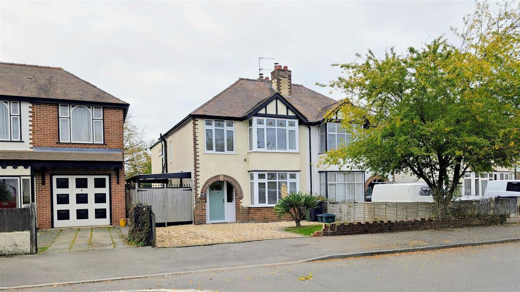 Property photo 1 of 27