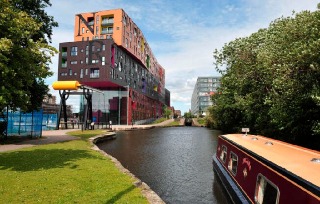 Property photo 1 of 6