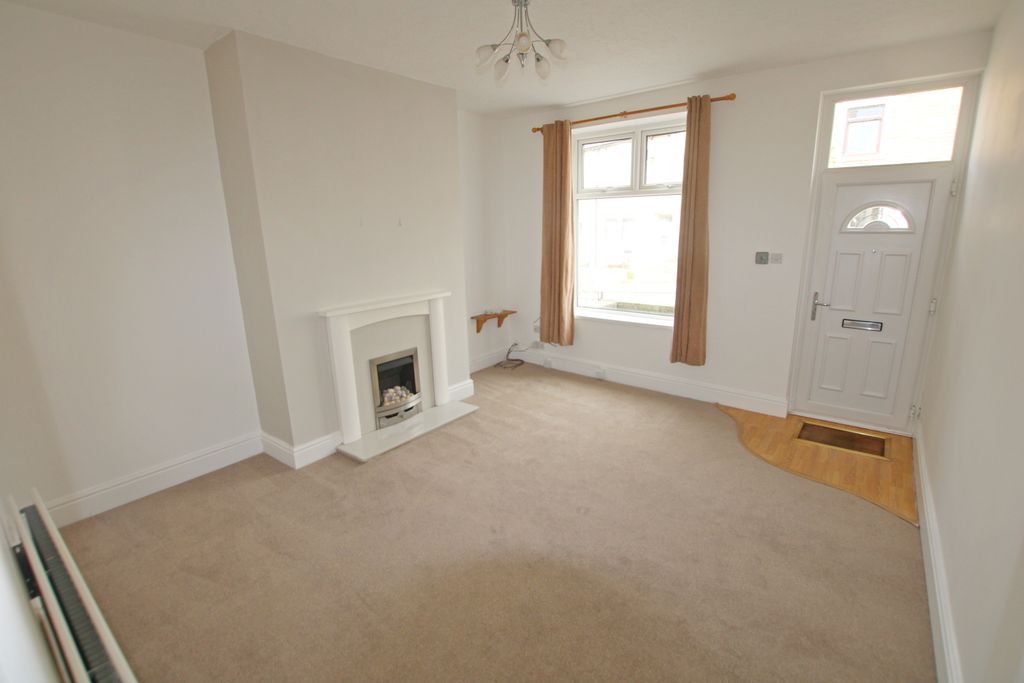 Property photo 2 of 6 2