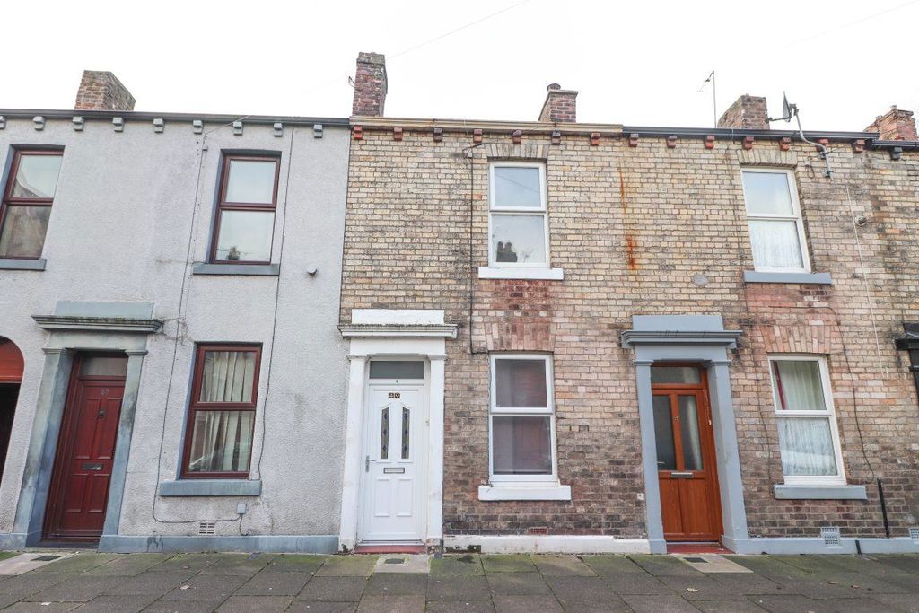 Property photo 1 of 7