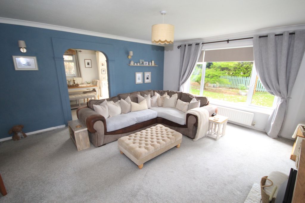 Property photo 3 of 19