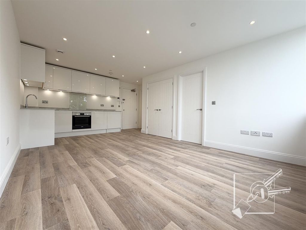 Property photo 2 of 16 Open Plan Living Area