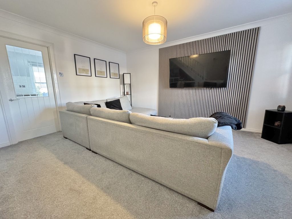 Property photo 3 of 21 Img_5568