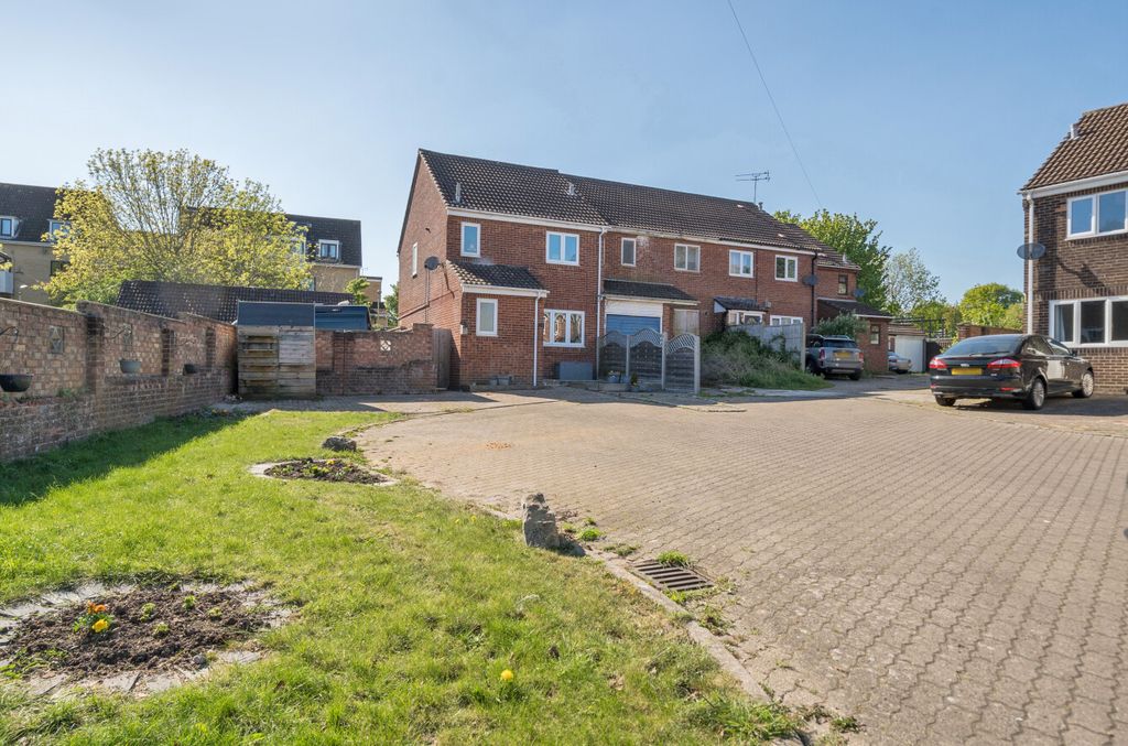 Property photo 1 of 13 1450275-19-69Ea5A...