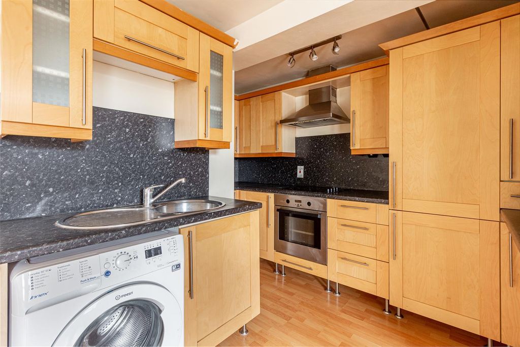 Property photo 3 of 14 Kitchen-2.Jpg