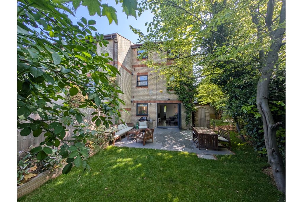Property photo 1 of 14 Rear Garden