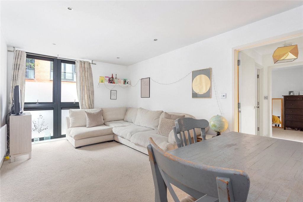 Property photo 1 of 11 Picture No. 07