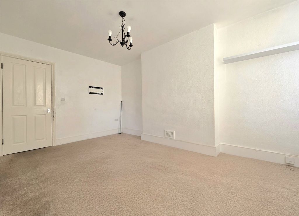 Property photo 3 of 5 Picture No. 07