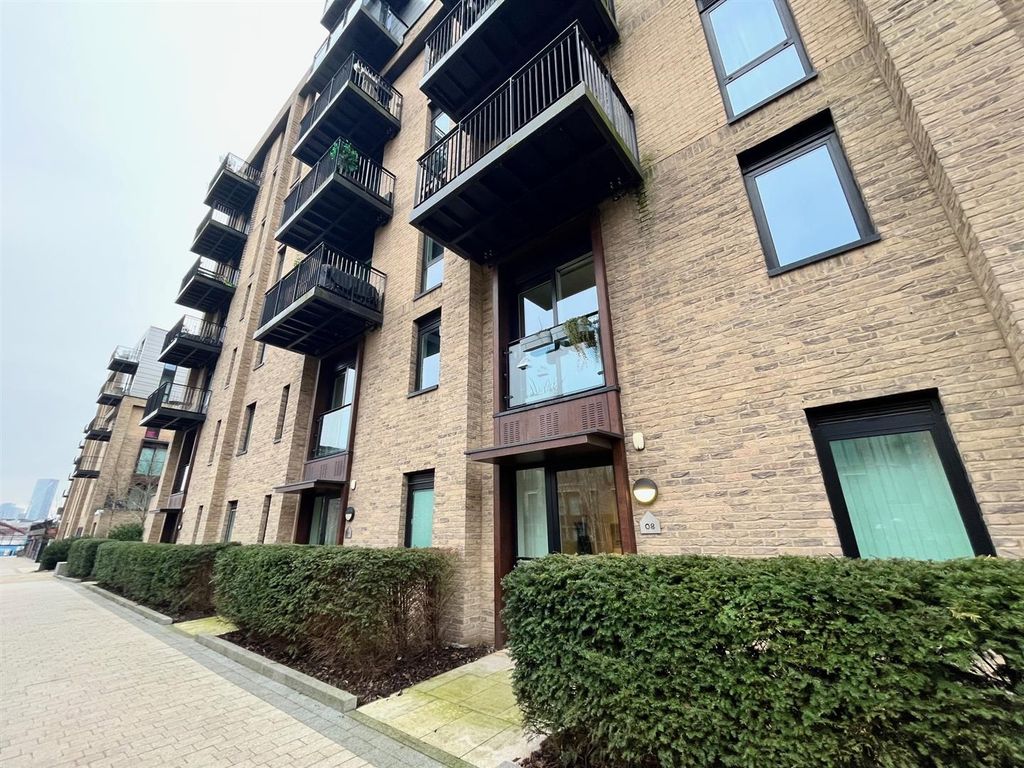 Property photo 3 of 11