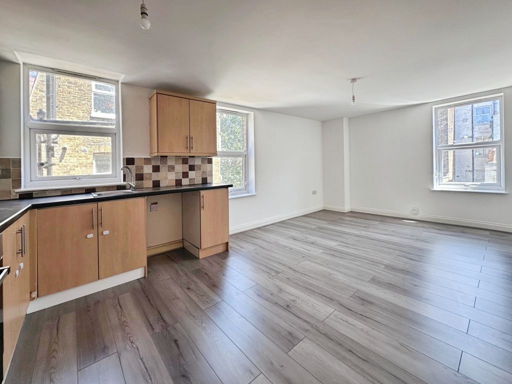 Property photo 1 of 6 9 14 Ath Open Pla...