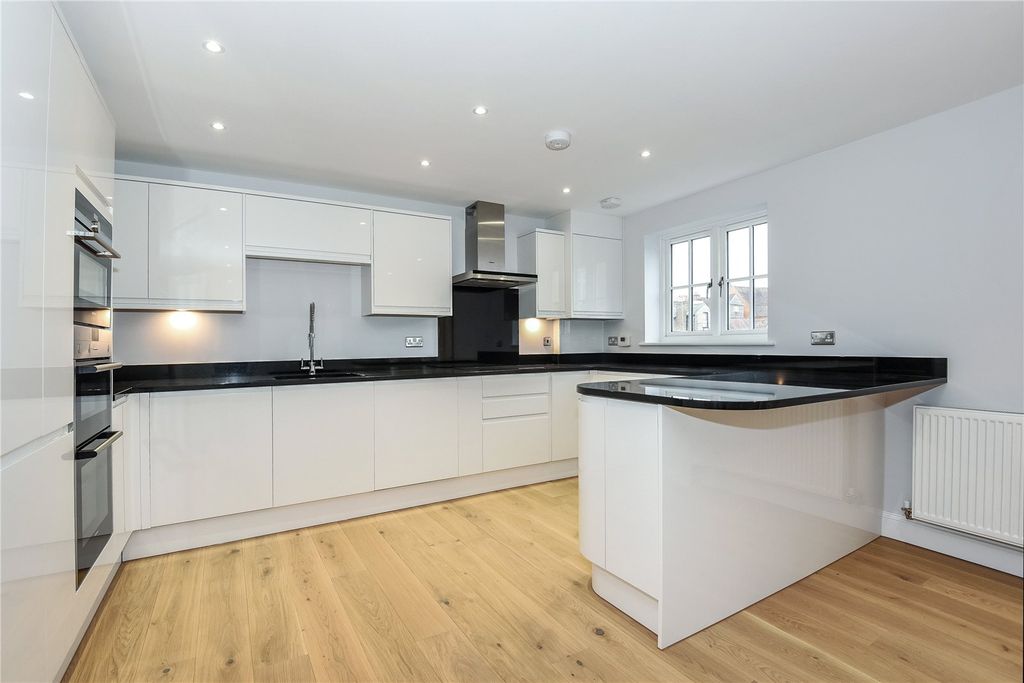 Property photo 3 of 8 Picture No. 03