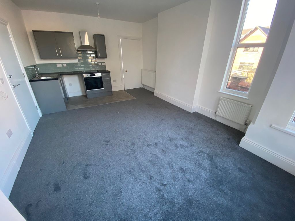 Property photo 1 of 8 Image