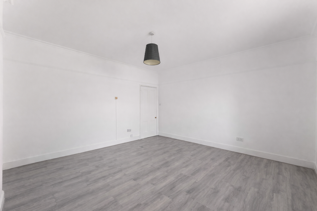 Property photo 2 of 8 2