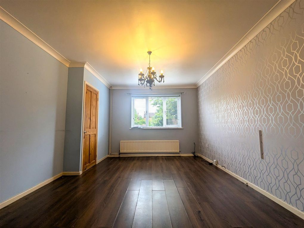 Property photo 2 of 17 Living Room