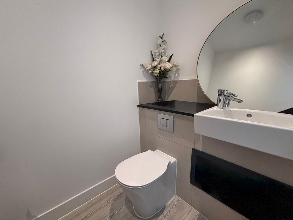 Property photo 2 of 13 WC