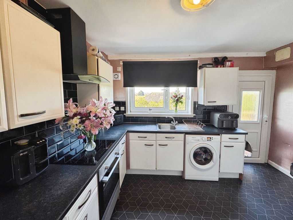 Additional image 5 of 3 bed flat for saleSalisbury Place, Clydebank G81