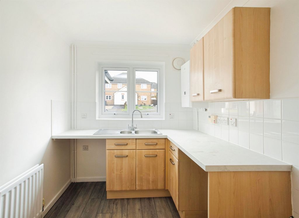 Property photo 3 of 15